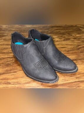 Blowfish Malibu Ankle Boots Size 9
